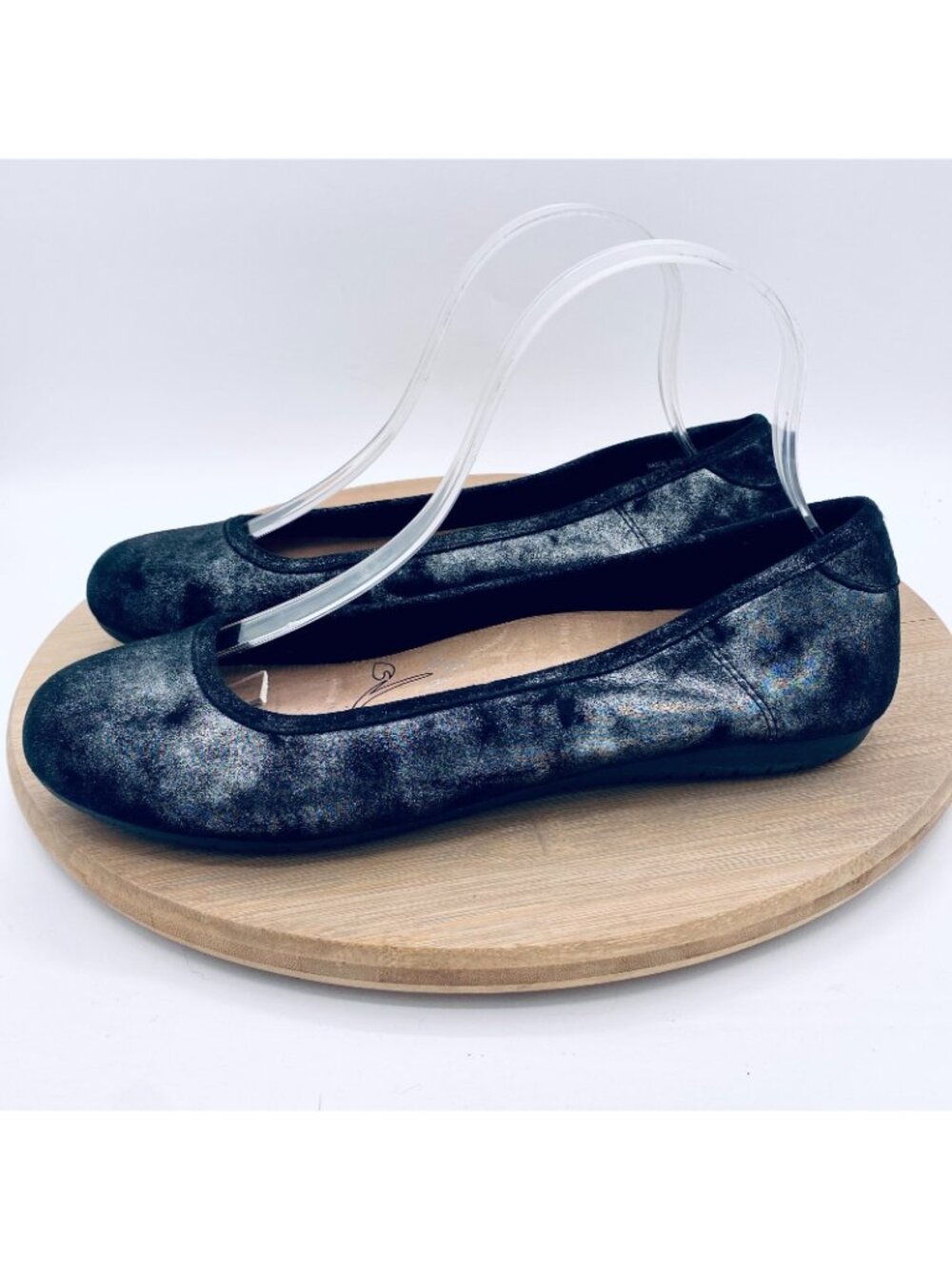 Taos Shoes Womens 8 Black Leather Tie Dye Comfort Ballet Flats - Picture 6 of 11